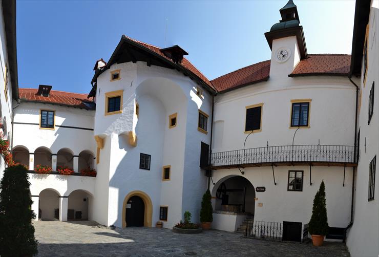 Zamek Bogenper,Słowenia - zamek-bogenperk-2_20591389445_o.jpg