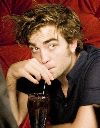 Robert Pattinson - Robert Pattinson.jpg