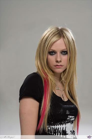 Avril Lavigne - 11.jpg