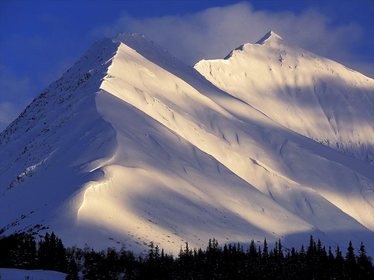 Tapety Widoki - Whispering Mountain, Summit Lake Kenai, Alaska.jpg