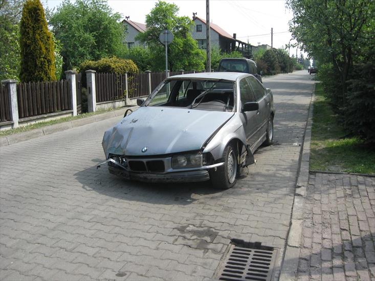 BMW rozbitka - 071.JPG