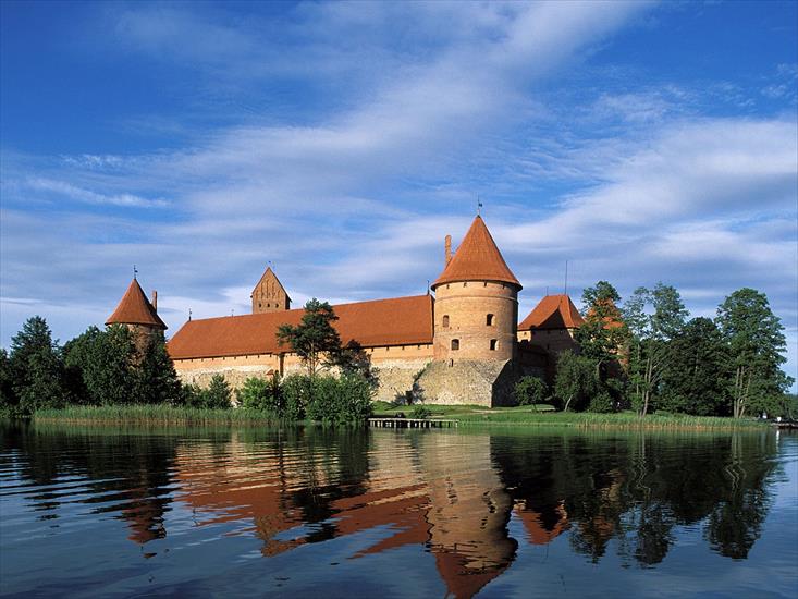 zamki2 - Trakai-Castlelve-Lithuania.jpg