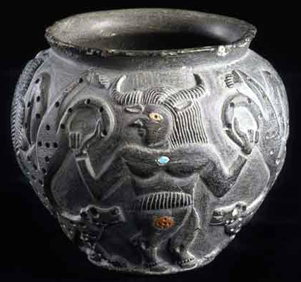 Iran epoki brązu - obrazy - chlorite5. Waza z chlorytu odnaleziona w Dżirof.jpg