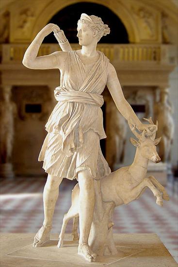 Historia sztuki - rzeźba - obrazy - Greklas-Diane_de_Versailles.jpg