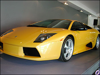 Lamborghini - LAMBO5.JPG