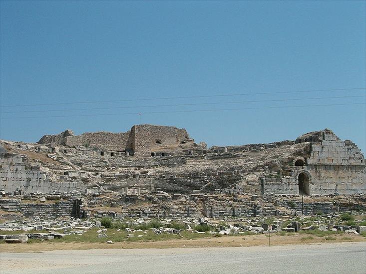 Turcja - Miletus-amphitheatre_ruins.jpg