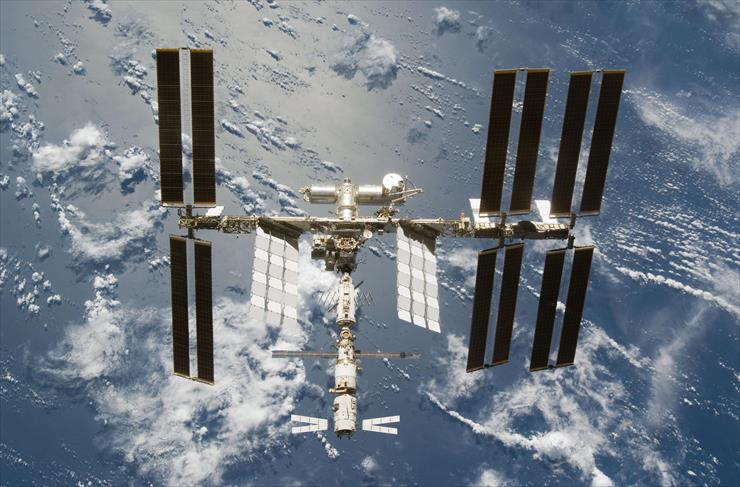 kosmos - ISS_2.jpg
