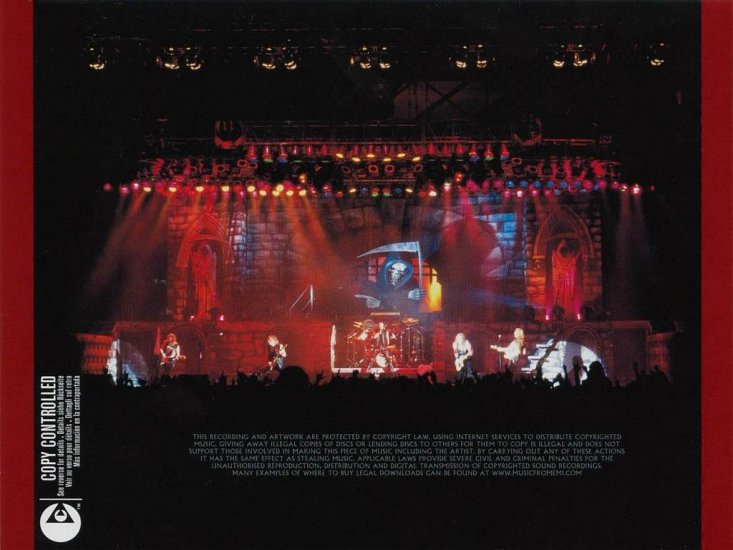 CD 2 - Death On The Road - Iron Maiden - 2005 Death On The Road Live 2CD -Inlay.jpg
