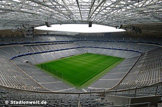 FC Bayern Munchen - Allianz_Arena2.jpg