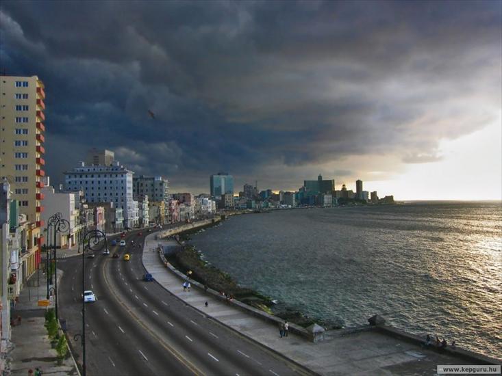 GALERIA-ZDJECIA-KUBA - Malecón-Havanna_tengerparti_tja.jpg