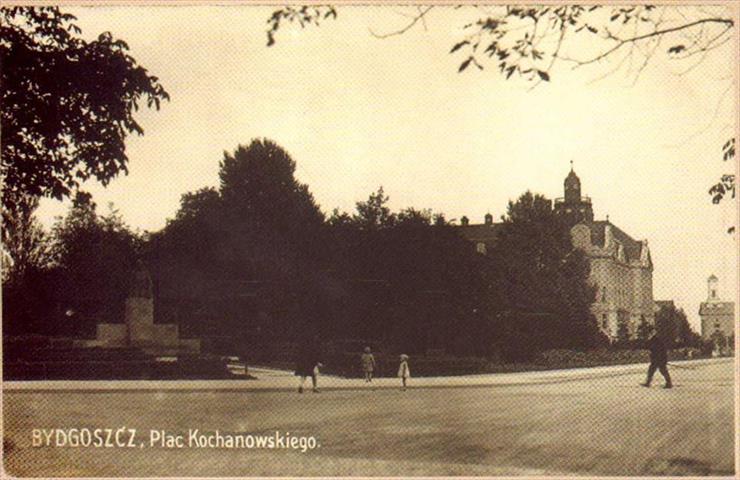 Bydgoszcz na starej fotografii - Plac Kochanowskiego.jpg