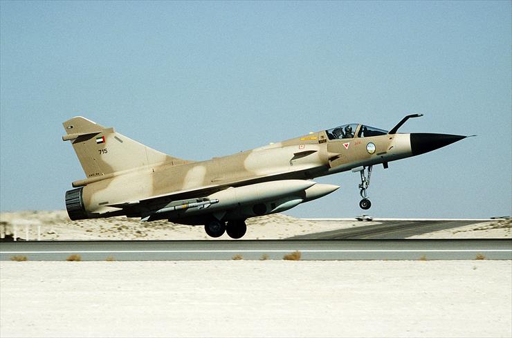 Mirage 2000  fran... - Mirage 2000C w barwach sił powietrznych Zjednoczonych Emiratów Arabskich.jpeg