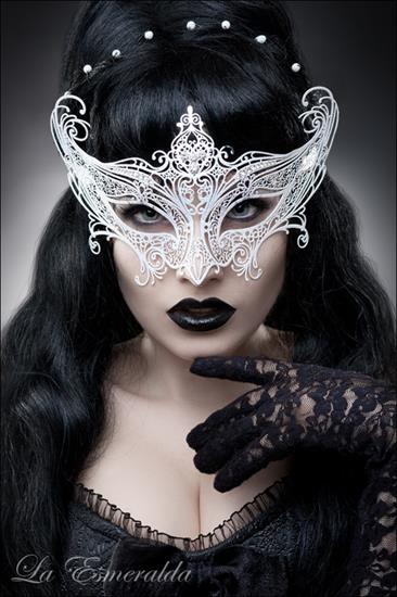 Ona w masce - title_suggestions__anybody__by_la_esmeralda-d3ifql1_large.jpg